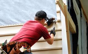 Affordable siding repair and maintenance services in Fort Mitchell, KY